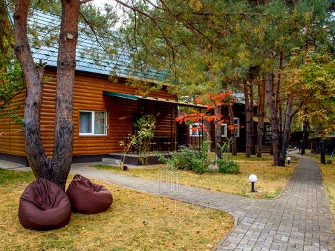 коммерческая по адресу Лісова, 15