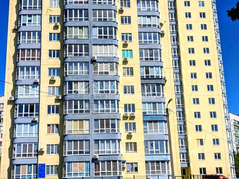 квартира за адресою Яни Червоної вул., 11а