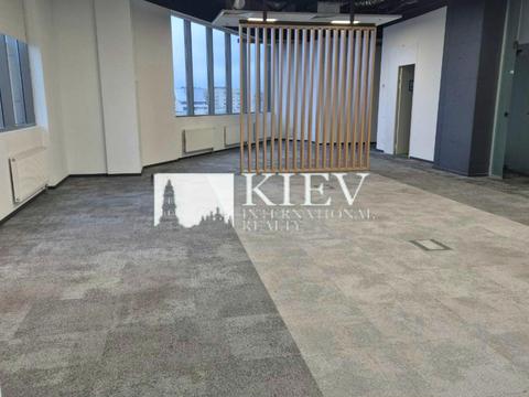 комерційна за адресою Князів Острозьких вул. (Московська), 32