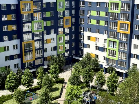 квартира за адресою Леоніда Бірюкова бульв., 7