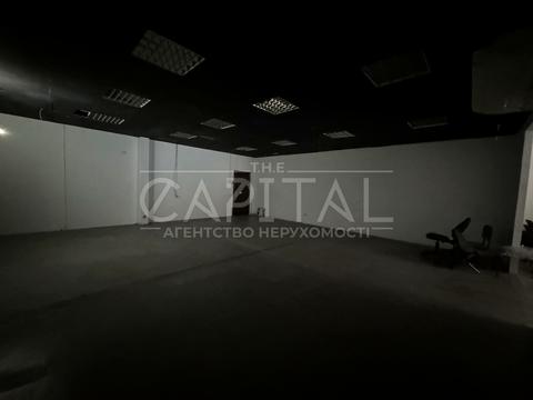 комерційна за адресою Кирилівська вул. (Фрунзе), 120