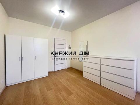 квартира за адресою Деміївська пл. (Московська), 18