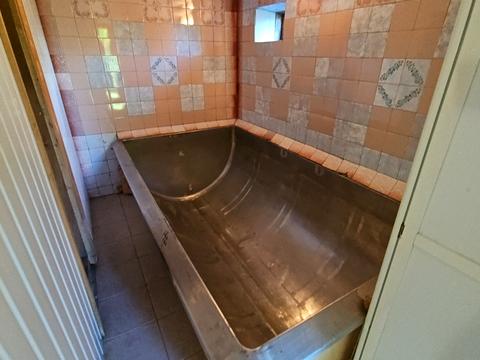 дом по адресу вулиця Євгенія Столбова