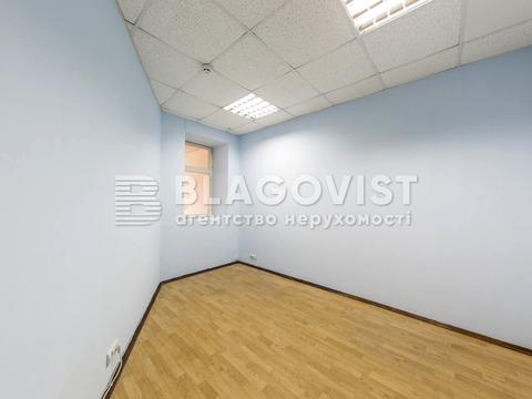 комерційна за адресою Золотоустівська вул., 10-12