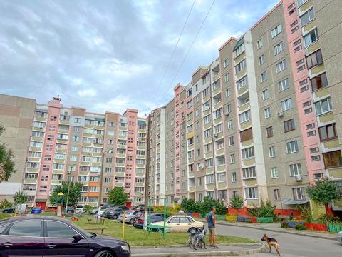 квартира за адресою Курсанта Єськова вул., 4