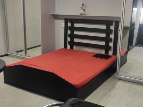 квартира за адресою Макарова вул. (Більшовицька), 1