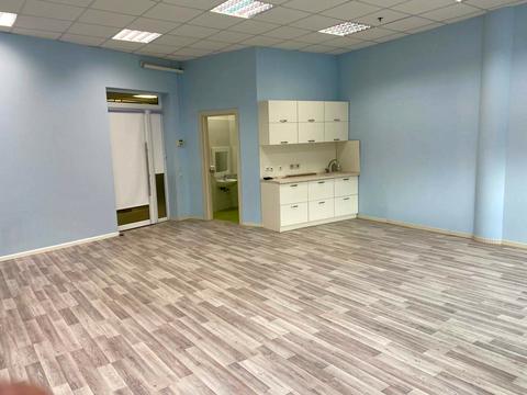 комерційна за адресою Голосіївський просп. (40-річчя Жовтня), 58