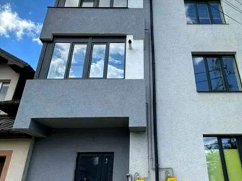 комерційна за адресою Церковна вул., 48