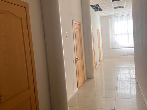 комерційна за адресою Соборна вул., 430а
