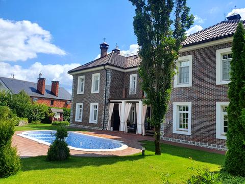 будинок за адресою вулиця Кошового