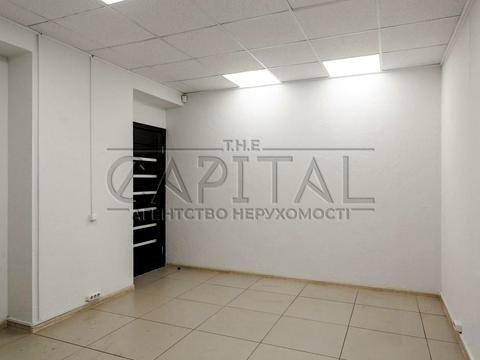 коммерческая по адресу Степана Бандеры просп. (Московський), 30