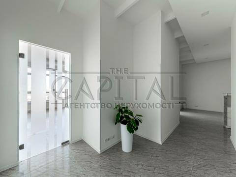 комерційна за адресою Кловський узвіз (Кловський), 7