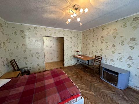 квартира за адресою Олега Адамовського вул. (Камська), 1