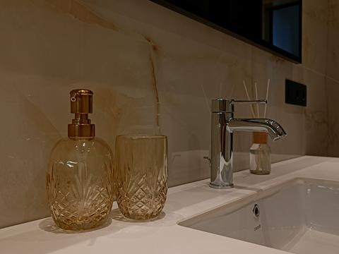 квартира за адресою Під Дубом вул. (Космонавтів), 26
