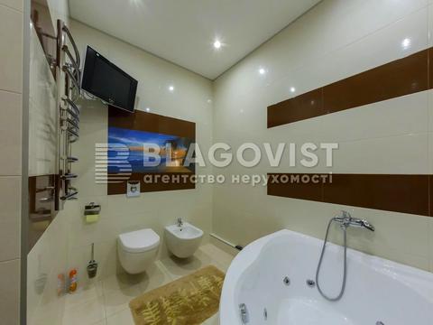 квартира за адресою Раїси Окіпної вул., 18
