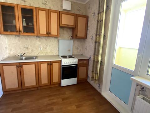 квартира за адресою Софії Русової вул., 1