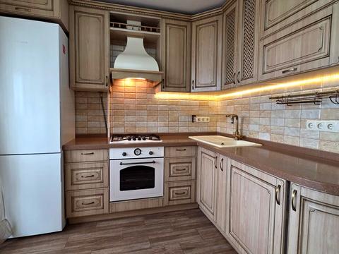 квартира за адресою Зодчих вул., 44