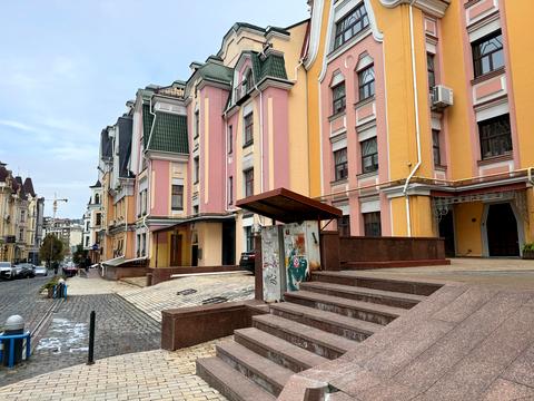 квартира за адресою Воздвиженська вул., 18