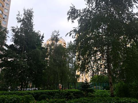 квартира за адресою Дніпровська набережна вул., 19-А