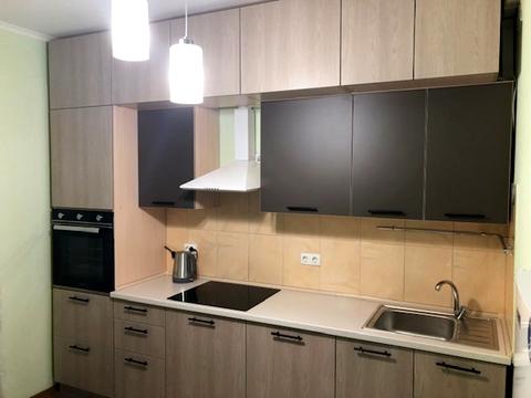 квартира за адресою Любомира Гузара просп. (Космонавта Комарова), 46-Б