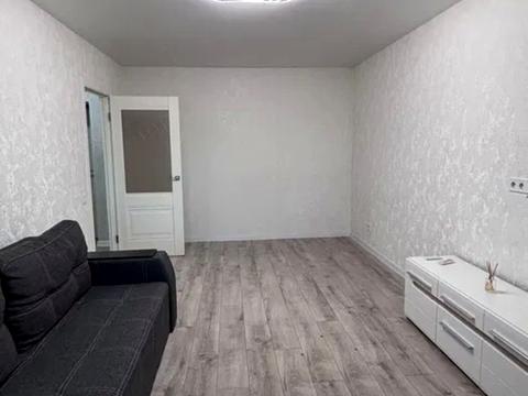 квартира за адресою Ґарета Джонса вул. (Сім'ї Хохлових), 1