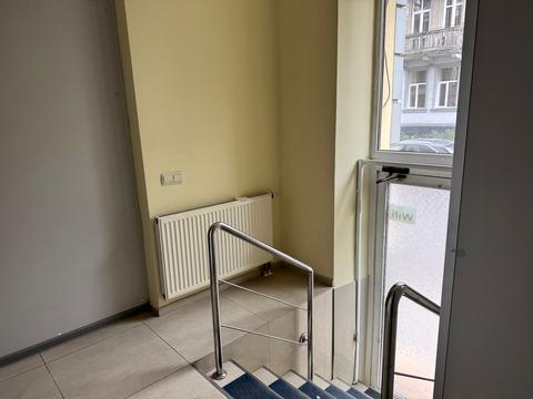 комерційна за адресою Генерала Тараса Чупринки вул. (Пушкіна), 26