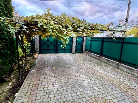 дом по адресу Лісова