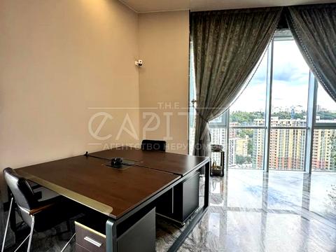 комерційна за адресою вул. Василя Липківського, 16