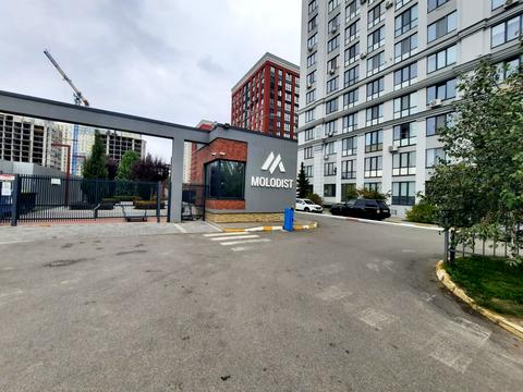 коммерческая по адресу Университетская ул., 1-Ш
