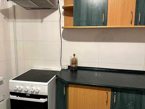квартира за адресою Богатирська вул., 16