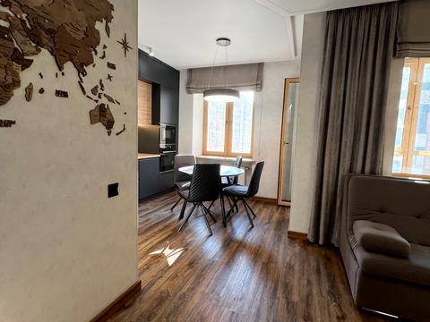 квартира за адресою Будівельників вул., 2