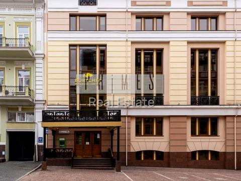 комерційна за адресою Боричів Тік вул., 38В