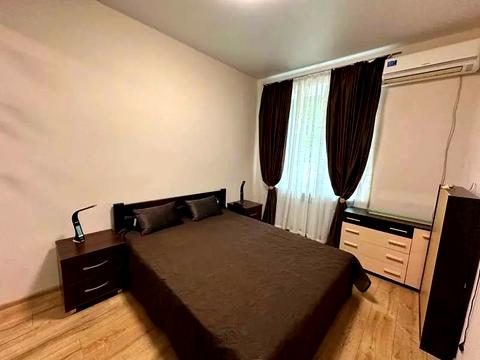 квартира за адресою Суднобудівна вул., 8