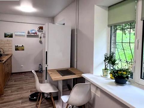 квартира за адресою Остапа Вишні вул., 3