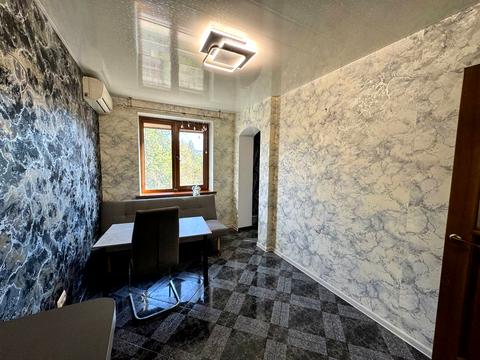 квартира за адресою 200-річчя Кривого Рогу просп., 10