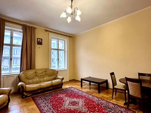 квартира за адресою Героїв Майдану вул. (Гвардійська), 4