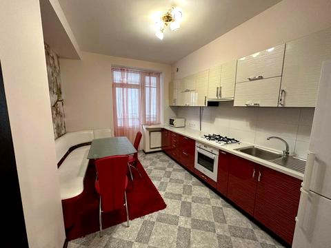 квартира по адресу Червоной Калины просп., 64