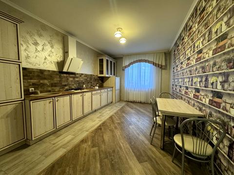 квартира за адресою Ветеранів вул. (Артема), 21а