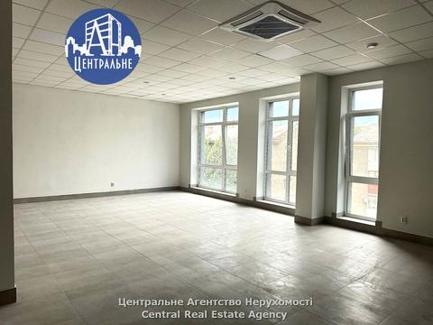 комерційна за адресою Незалежності просп., 40