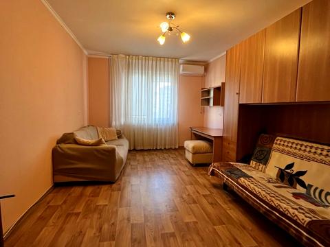 квартира за адресою Григорія Ващенка вул., 3