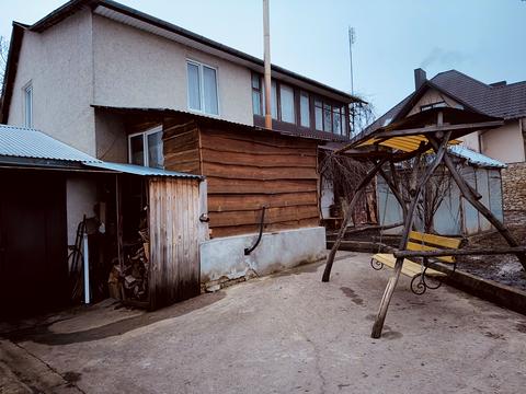 будинок за адресою Шкільна
