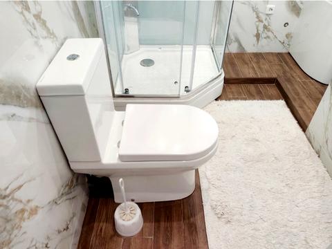 квартира за адресою Захисників України вул., 3