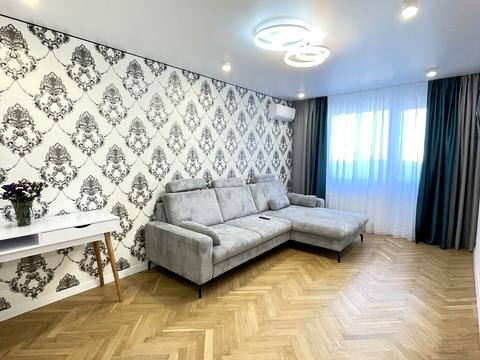 квартира по адресу Академика Глушкова просп., 29