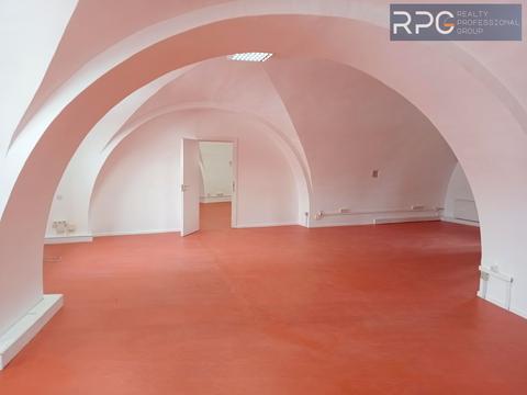 комерційна за адресою Рибальська вул., 22