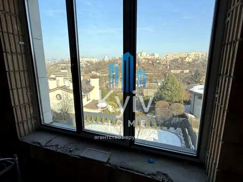 дом по адресу Листопадная ул.