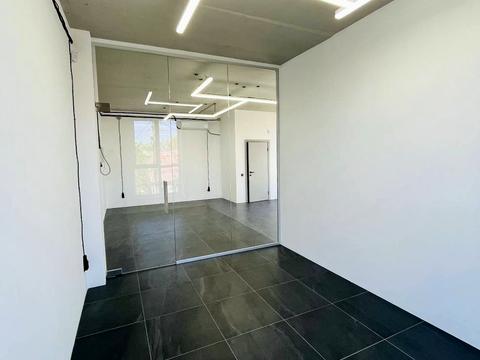 комерційна за адресою Науки просп. (Гагаріна), 22