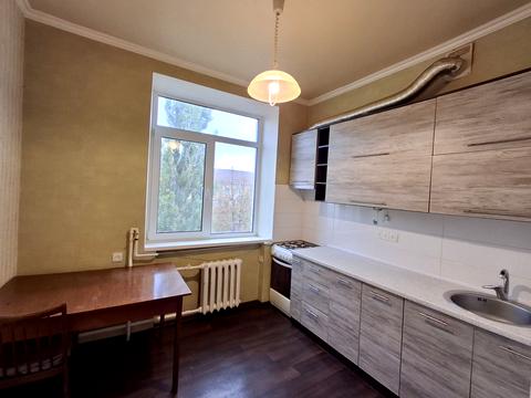 квартира за адресою Івана Світличного вул. (Петровського), 6
