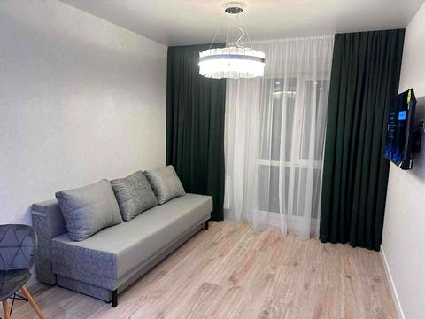 квартира за адресою Михайла Максимовича вул. (Онуфрія Трутенка), 28-Е