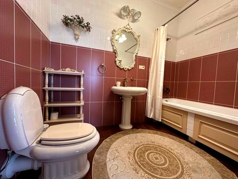 будинок за адресою вулиця Кошового