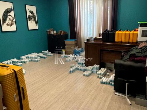 будинок за адресою Центральна вул.